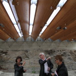 Hamar. Fortfarande pågår arkeologiska utgrävningar. Fyndplatsen skyddas av en skyddsbyggnad ritad av Sverre Fehn. Foto: Sussie Schwab