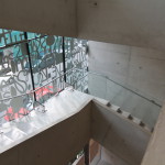 Lärarnas hus – Smyckeskrinet. Trappan löper längs glasfasaden. Foto: Sussie Schwab