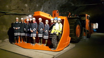 F v: Stefan Nordmark, Electrotech - Mats Hellström, Cementa - Richard McCarthy, Betongföreningen - Björn Lagerblad, CBI - Stefan Sandelin, Cementa - Lars och Gull-Britt Jonasson, Finja - Annika Gram, CBI samt Bengt-Göran Mikko och Benjamin Krutrök från LKAB Berg och Betong.